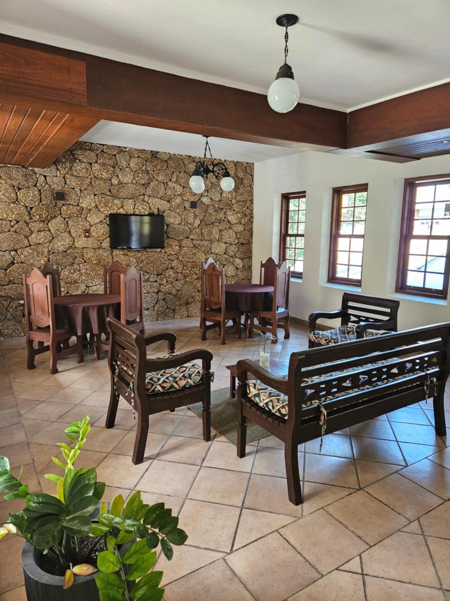 Pousada Cicerone - Portal Das Artes - Com Gerador De Energia Paraty Exteriér fotografie